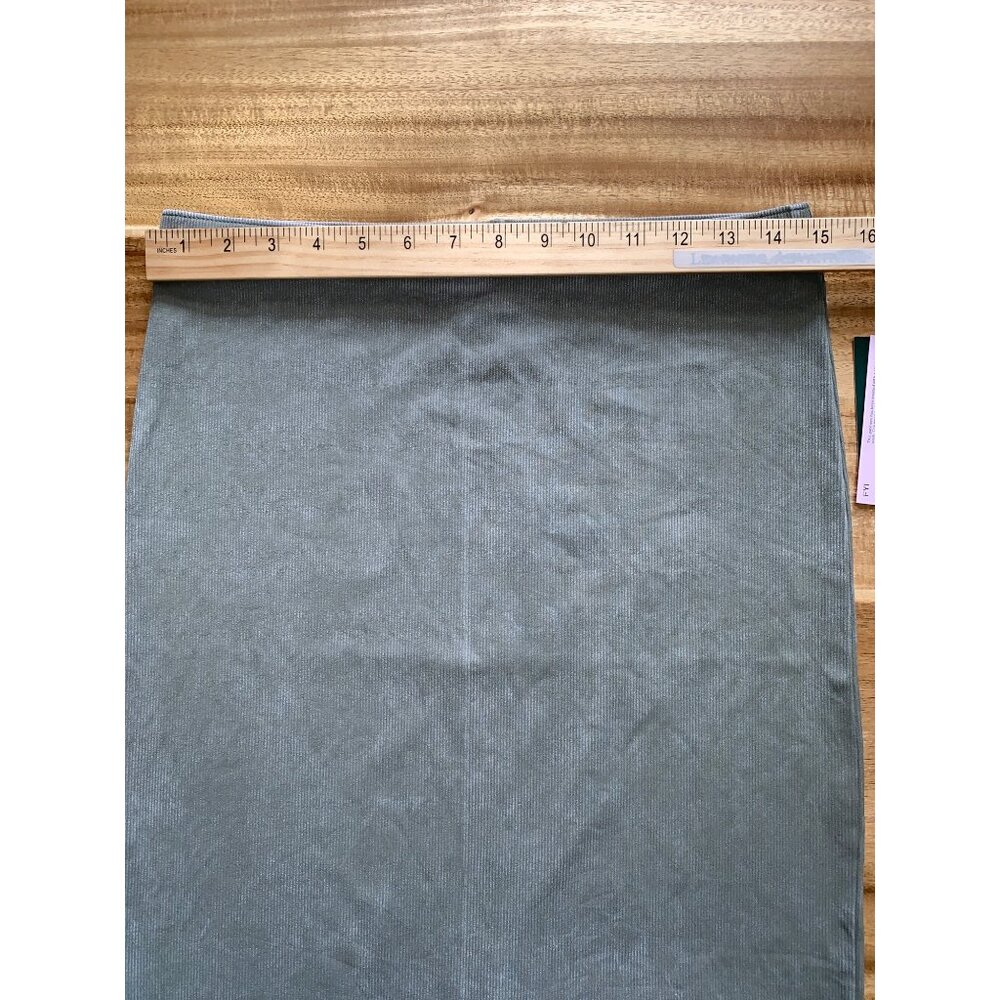 Wild Fable Womens Midi Pencil Skirt Stretchy Light Gray Ribbed Knit Size Medium - Picture 5 of 10